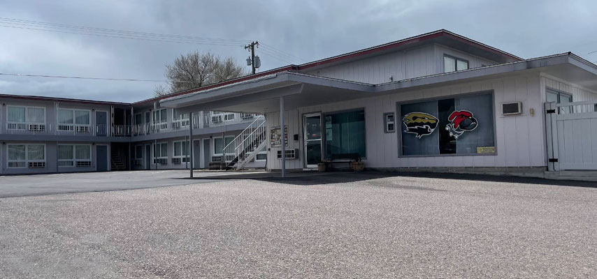 A Look Behind the Door: What Happens Before You Check In at Sundowner Motel
