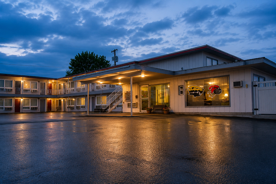 What Makes A Family Run Motel Feel Different? Why Guests Remember Sundowner Motel